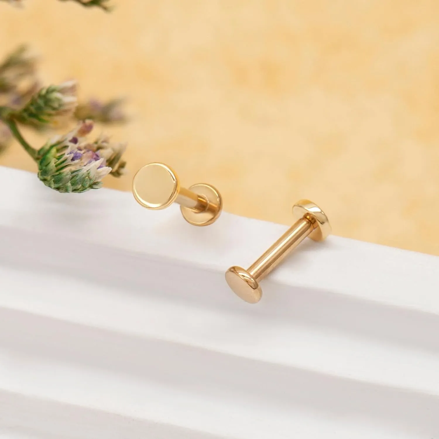 1 Pcs 14K Gold Threadless Flat Back Earring, 16G 2mm/3mm Disc Threadless Earrings for Women, Gold Vertical Labret Tragus Monroe Medusa Piercing Jewelry, Conch Earrings 6mm/8mm Bar Length