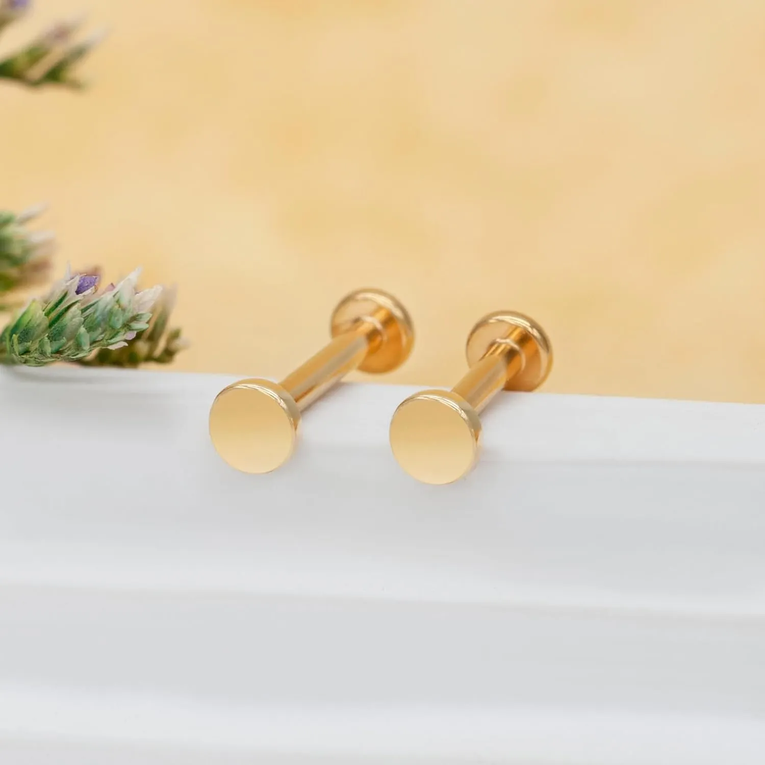 1 Pcs 14K Gold Threadless Flat Back Earring, 16G 2mm/3mm Disc Threadless Earrings for Women, Gold Vertical Labret Tragus Monroe Medusa Piercing Jewelry, Conch Earrings 6mm/8mm Bar Length