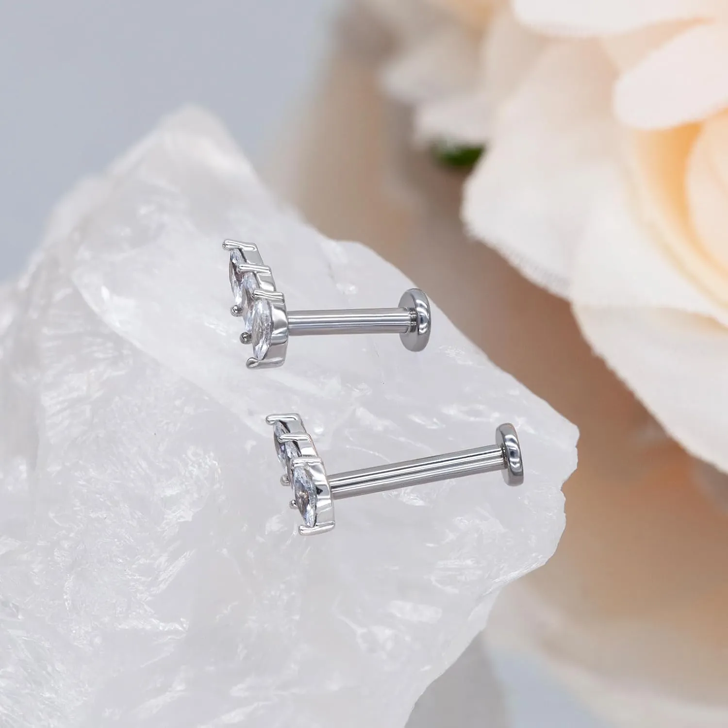 14K Yellow/White Gold 16G Threadless Cartilage Earring for Women, 6mm 8mm Top Push in Threadless Flat Back Stud Lip Ring Threadless Earring Helix Stud Tragus Piercing (1 Pcs)