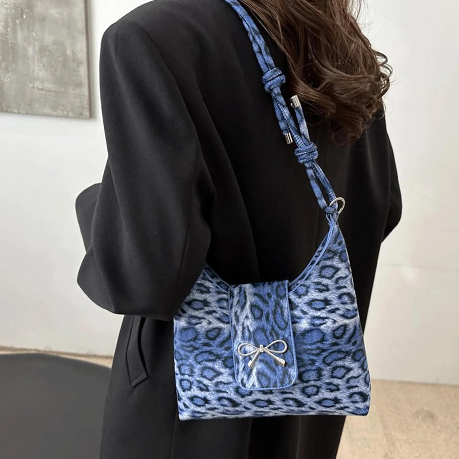 Leopard Print Silver Bow Purse Trendy Leopard Crossbody Bag Cheetah Print Tote Handbag for Women