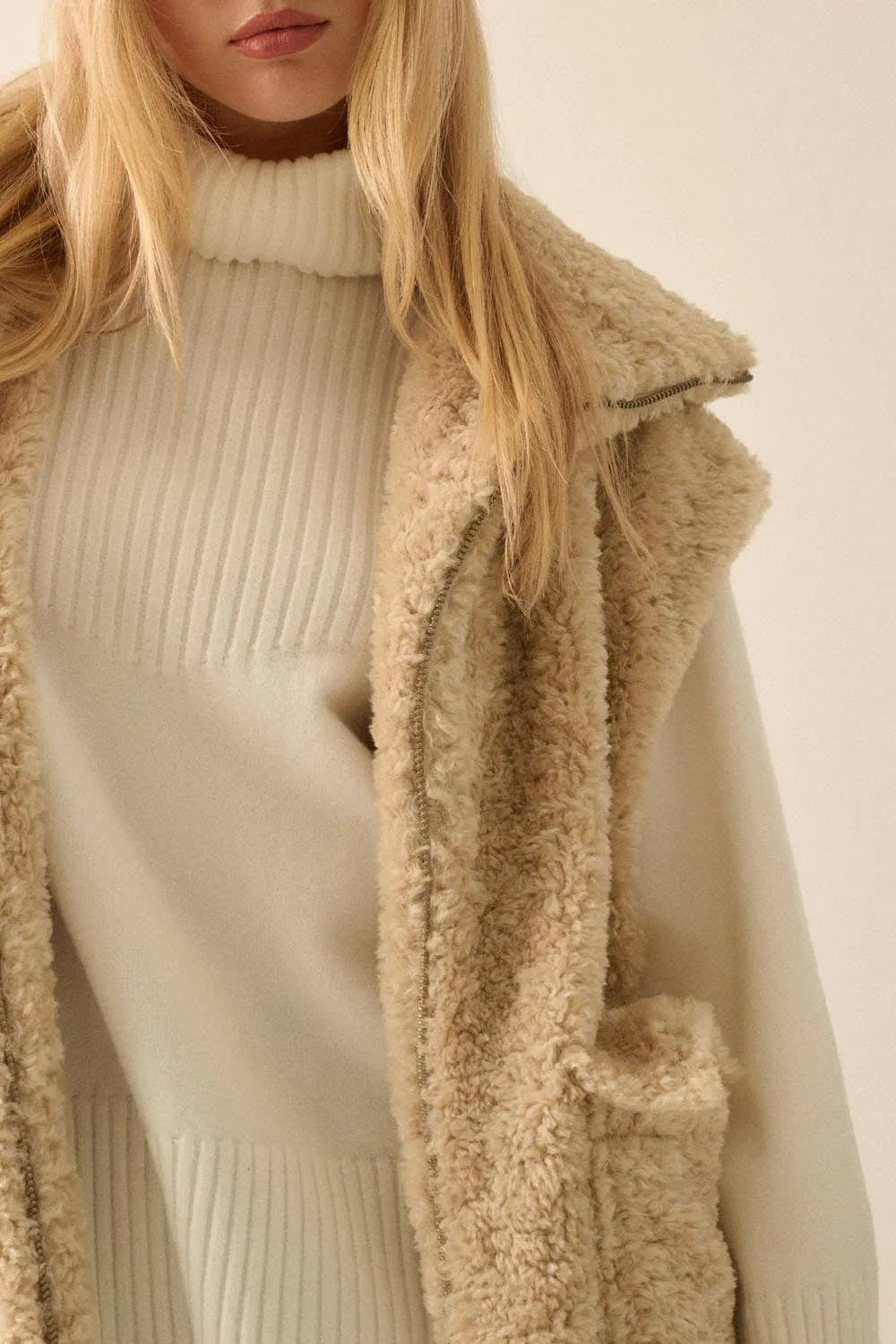Oatmeal Solid Faux Fur Zip-Up Pocket Vest