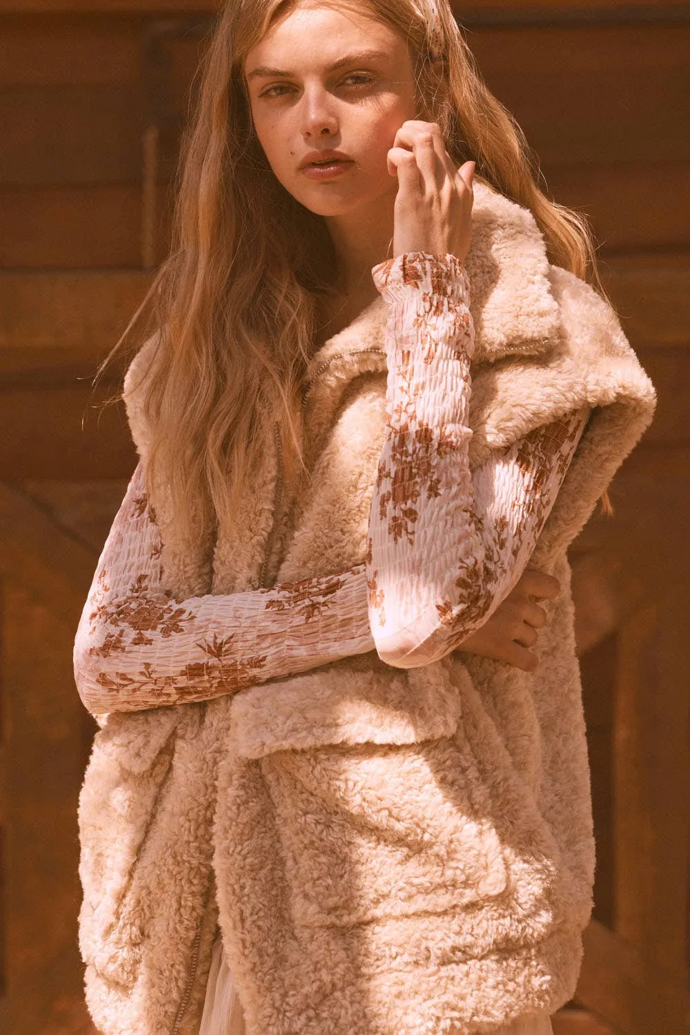 Oatmeal Solid Faux Fur Zip-Up Pocket Vest