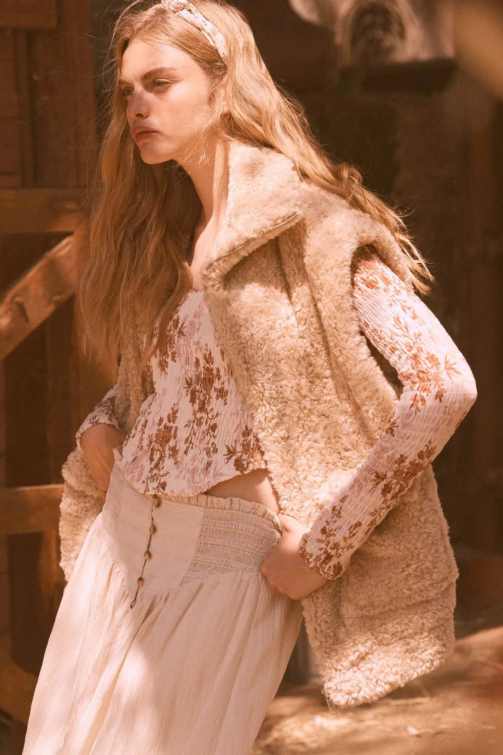Oatmeal Solid Faux Fur Zip-Up Pocket Vest