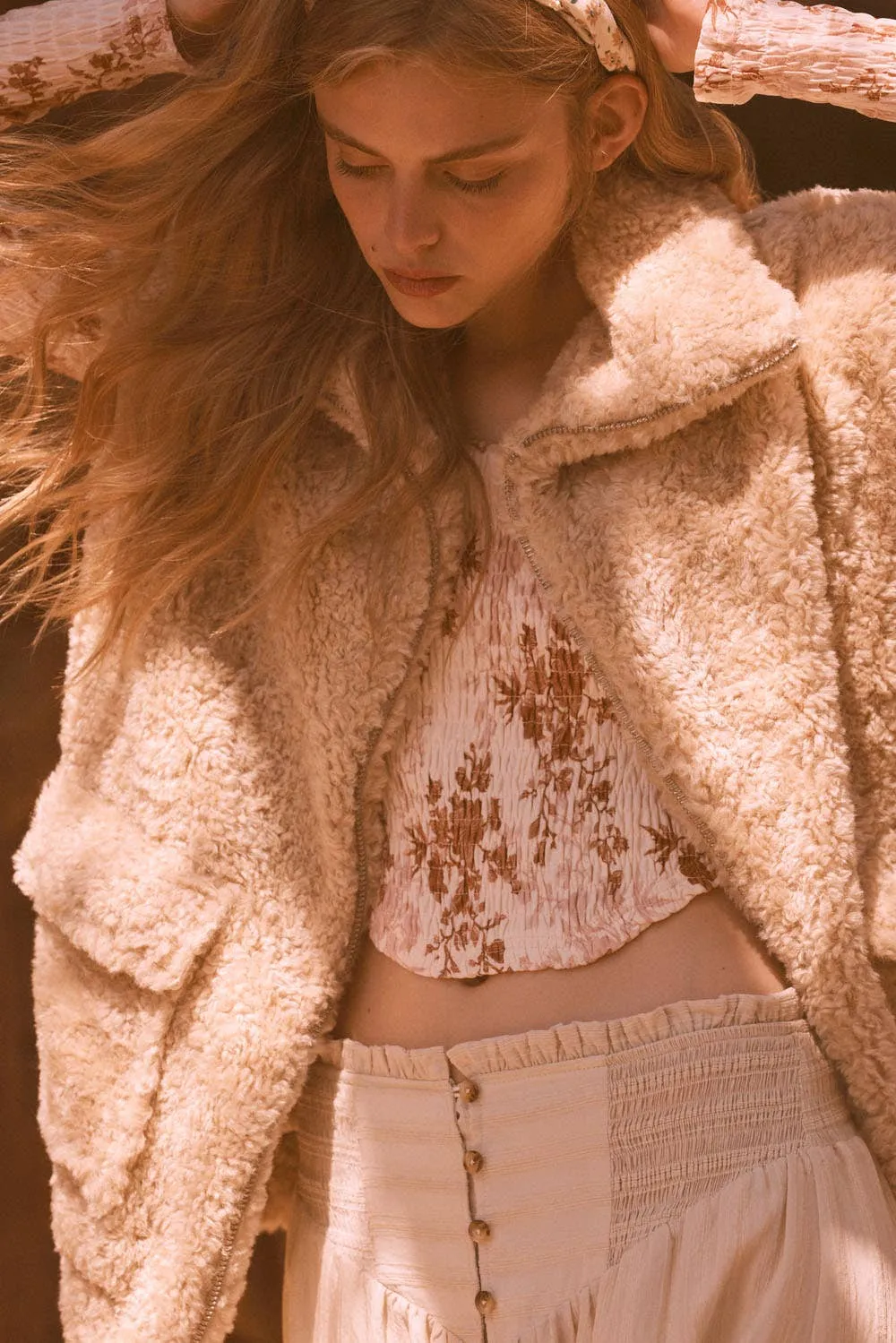 Oatmeal Solid Faux Fur Zip-Up Pocket Vest