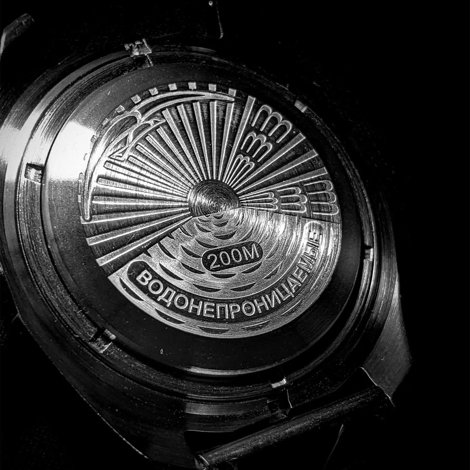 VOSTOK | Komandirskie 02K Automatic Self-Winding Russian Military Diver Wrist Watch | WR 200 m | Fashion | Business | Casual Men's Watches | Model 020716